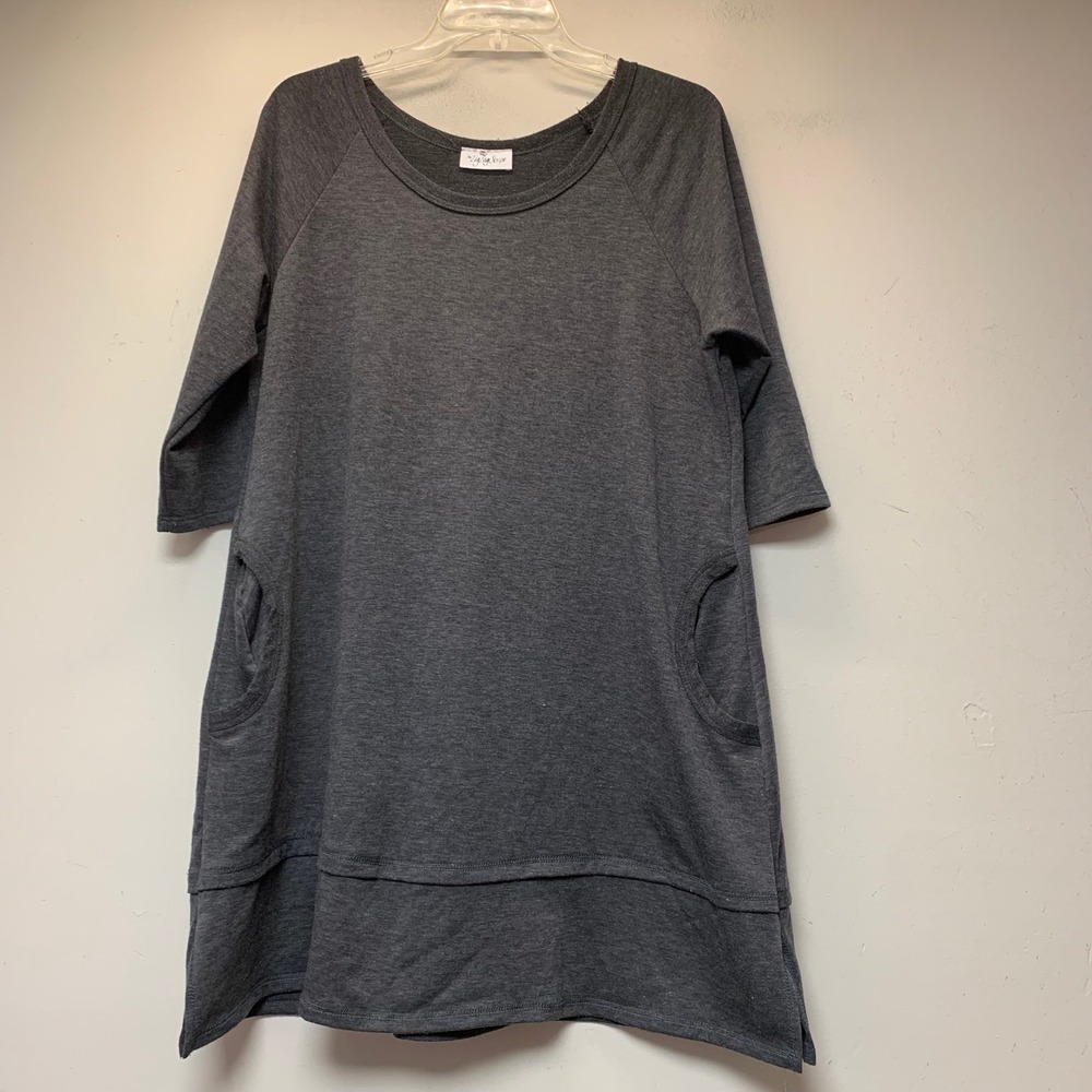 The ZigZag Stripe T-Shirt Dress Womens L Gray Excellent Pockets Layered Hem